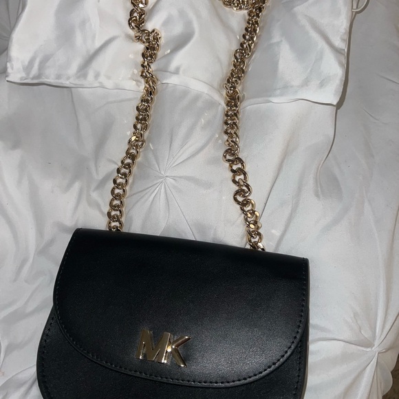 MK Chain Purse - Picture 2 of 5